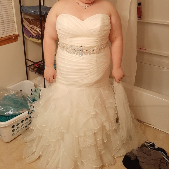 dresses for weddings size 20